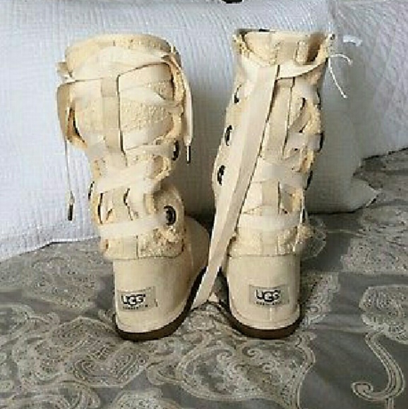 Ugg boots - Picture 2 of 4