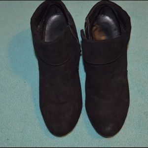 Little cute black booties