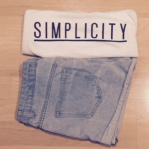 Simple, Light Wash, High-Wasted Denim Shorts🌸