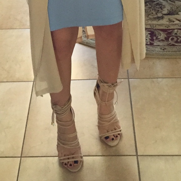 Strapy sandals 😍😍😍😍