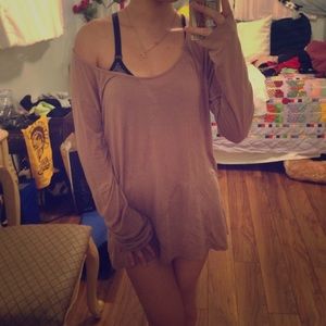 Brandy Melville Oversized Long Sleeve