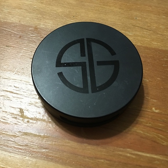 Studio Gear Other - Studio Gear Powder