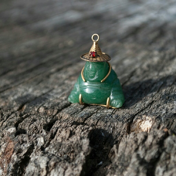 vintage .tiny jade + 14k gold charm