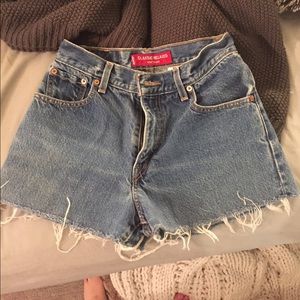 High Waisted Levi's!
