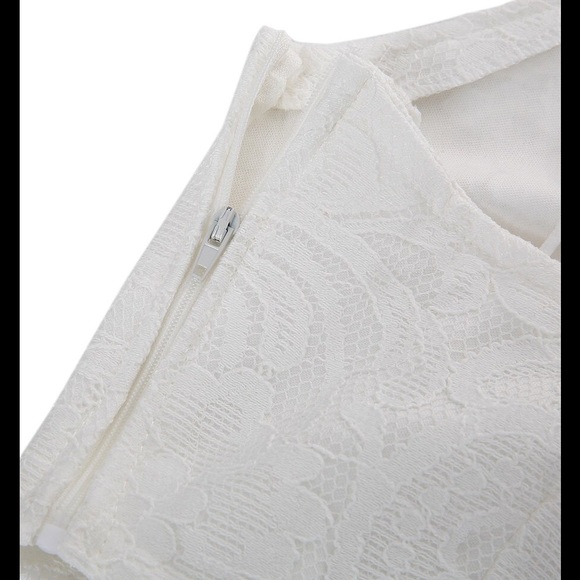 UNDER $30 CLOSET CLEAR OUT SALE - Picture 3 of 3