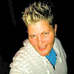 Meet your Posher, Stacy l.