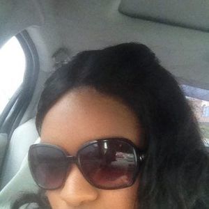 Meet your Posher, Jasmine