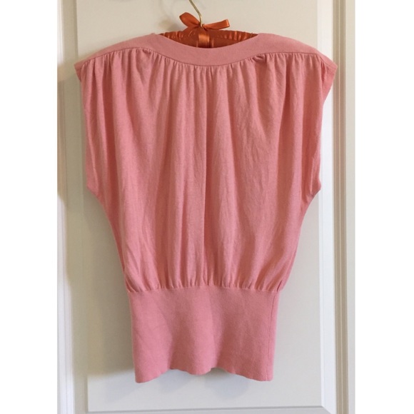🚫SOLD🚫Banana Republic Knit Sleeveless Top - Picture 2 of 4