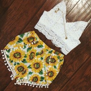 🌻SOLD ON MERC🌻