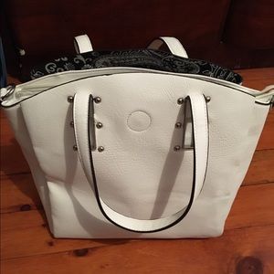 Large white leather purse