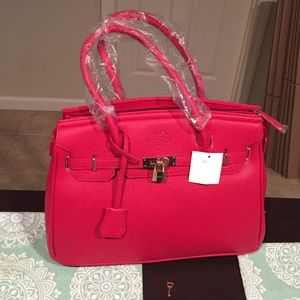 Hermes red purse price reflects authenticity