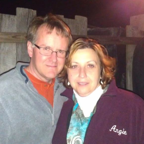 Meet your Posher, Angela - Picture 1 of 1