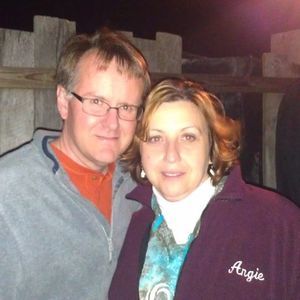 Meet your Posher, Angela