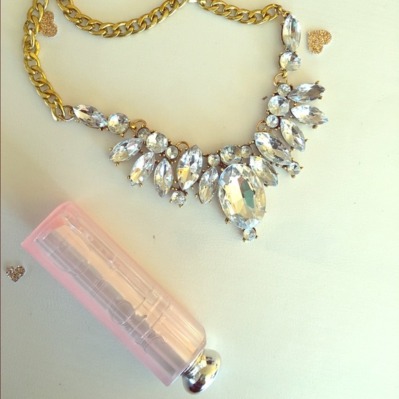 Stunning Crystal Statement Necklace