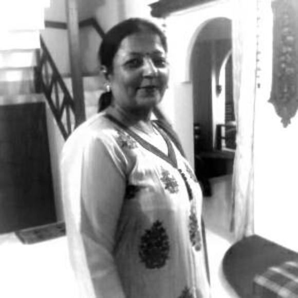 Meet your Posher, Asha - Picture 1 of 1