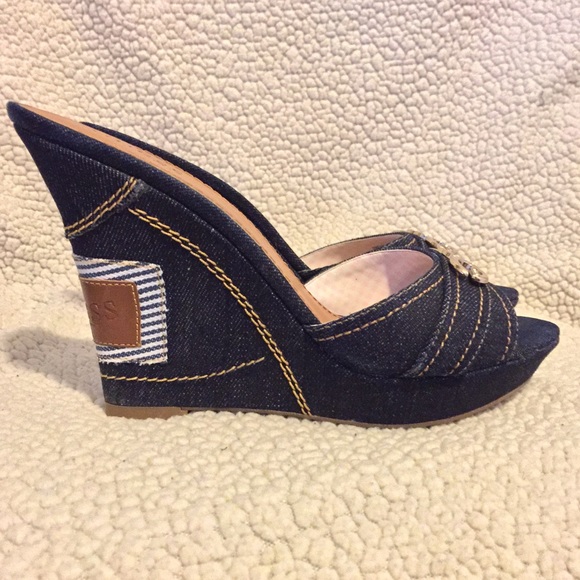 ‼️2+ 30%OFF💖Denim Wedge💖 GWTurtle by Guess - Picture 3 of 4
