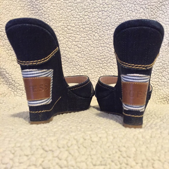 ‼️2+ 30%OFF💖Denim Wedge💖 GWTurtle by Guess - Picture 4 of 4