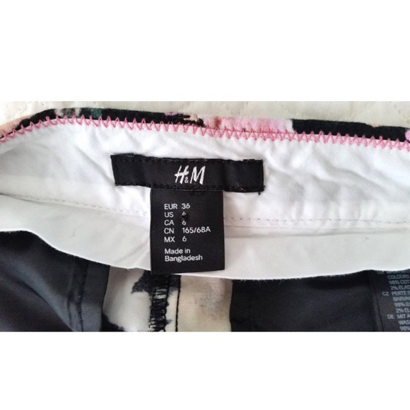 H&M Flower Capris - Picture 3 of 3