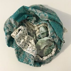 Urban Outfitters Kimchi Blue Scarf