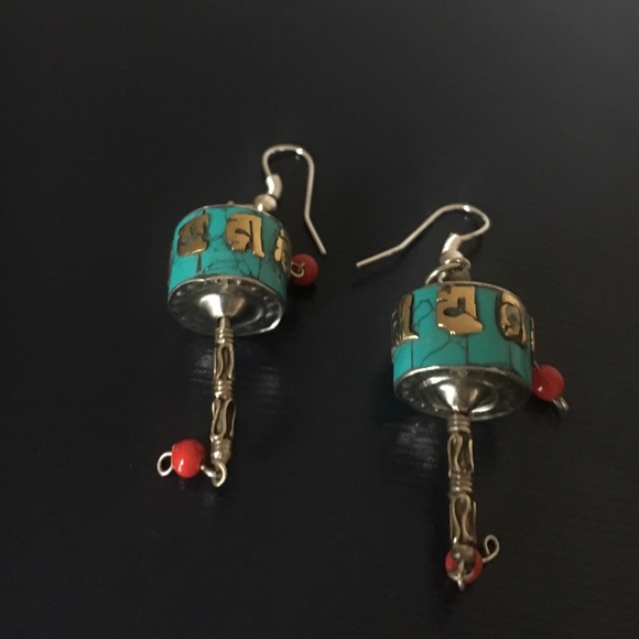 Tibetan OM Ohm charm earring hanging drop earring - Picture 2 of 4