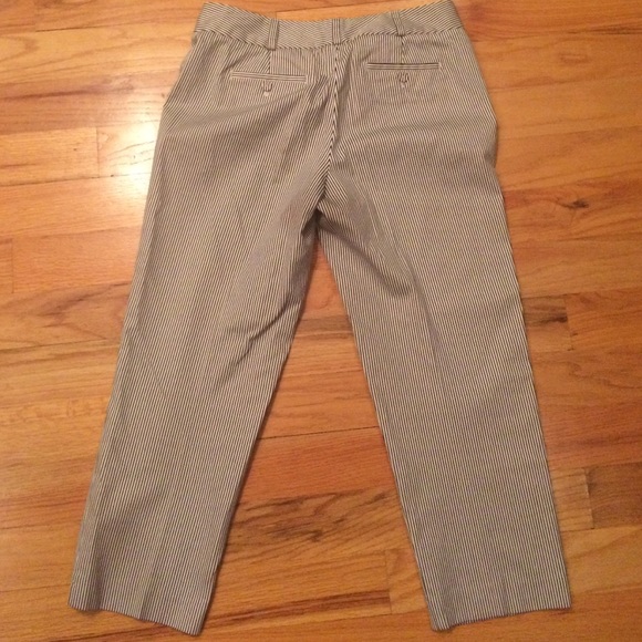 Black and white capris from Talbots. - Picture 4 of 4