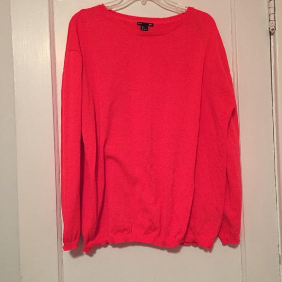 SOLD-H&M Neon Pink Sweater - Picture 2 of 3