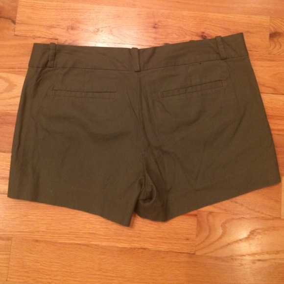 Army green shorts from Banana Republic. - Picture 2 of 3