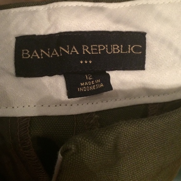 Army green shorts from Banana Republic. - Picture 3 of 3