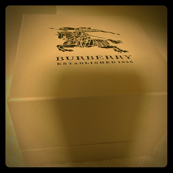 SOLD --   Burberry BU9003 Men's Swiss City - Picture 1 of 4