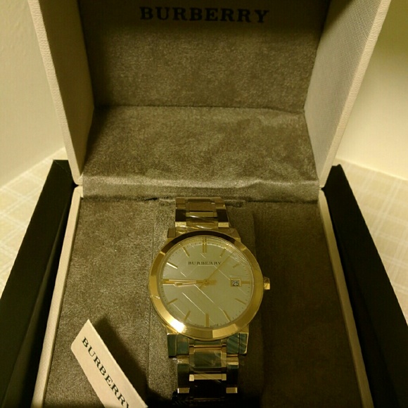 SOLD --   Burberry BU9003 Men's Swiss City - Picture 2 of 4