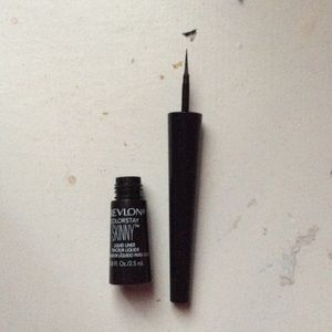 REVLON colorstay skinny liquid liner