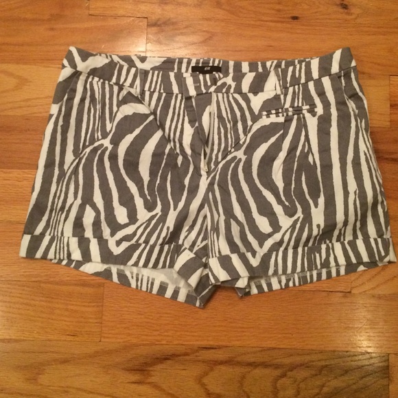 Zebra shorts - Picture 1 of 2