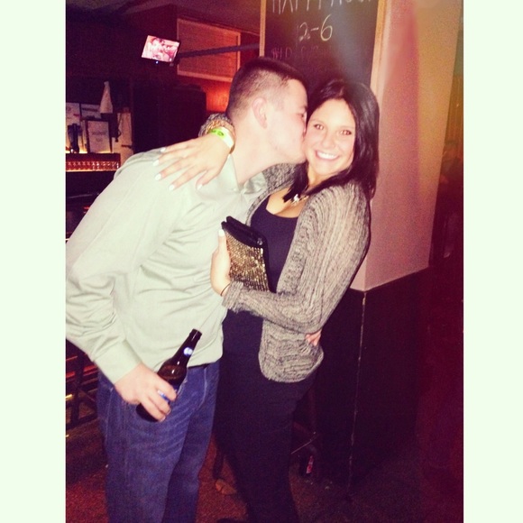 Meet - Picture 3 of 4