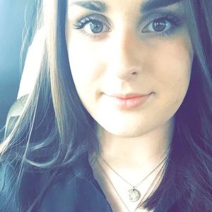 Meet your Posher, Mackenzie