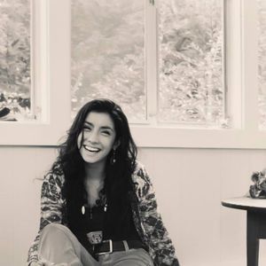 Meet your Posher, Sabina