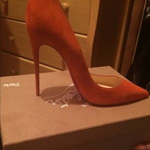 Christian louboutin so Kate