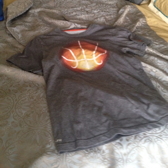 Men's Nike dri fit Size Small