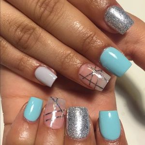 Meet your Posher, Carolina