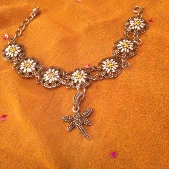 Bracelet - Picture 1 of 1