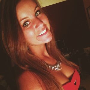 Meet your Posher, Dana