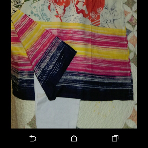 🎉 HOST PIC  Woman's  top tunic - Picture 2 of 4