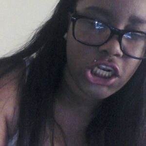 Meet your Posher, Ana