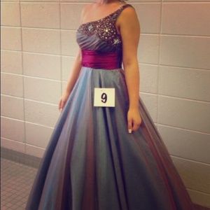 Fashion Statement One Shoulder Cinderella Dress