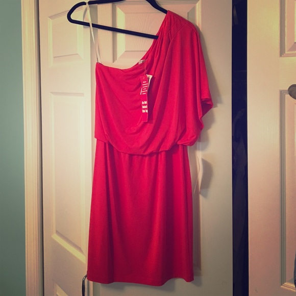 One shoulder dress
