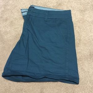 American eagle midi shorts size 12