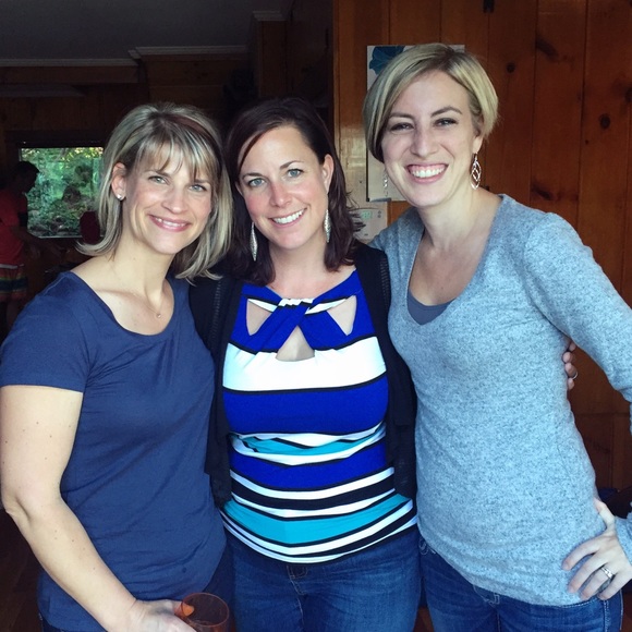 Meet your Posher - Picture 2 of 4