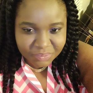 Meet your Posher, Celina