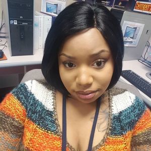 Meet your Posher, Mindyabiness