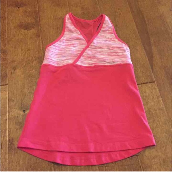 Lululemon tank