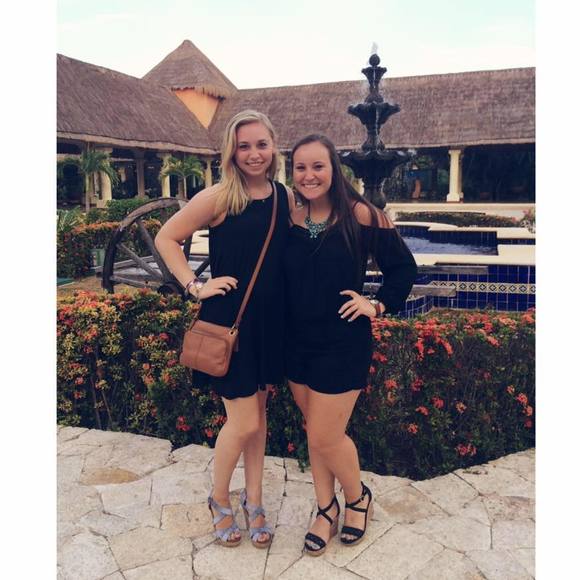 Meet your Posher, Carly